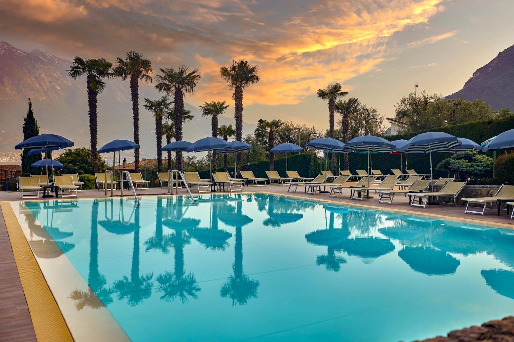 Hotel Royal Village Limone sul Garda Dış mekan fotoğraf