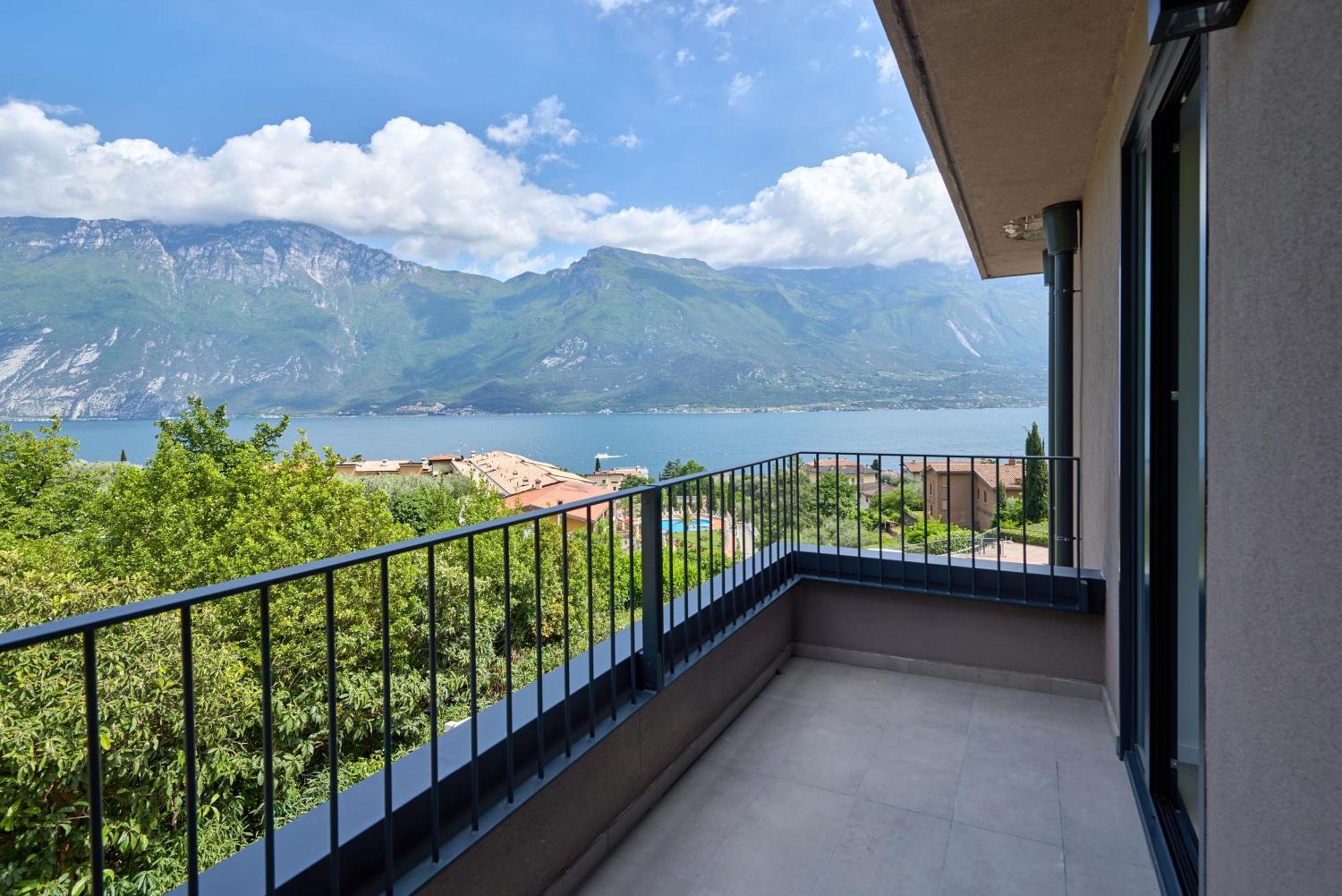 Hotel Royal Village Limone sul Garda Oda fotoğraf